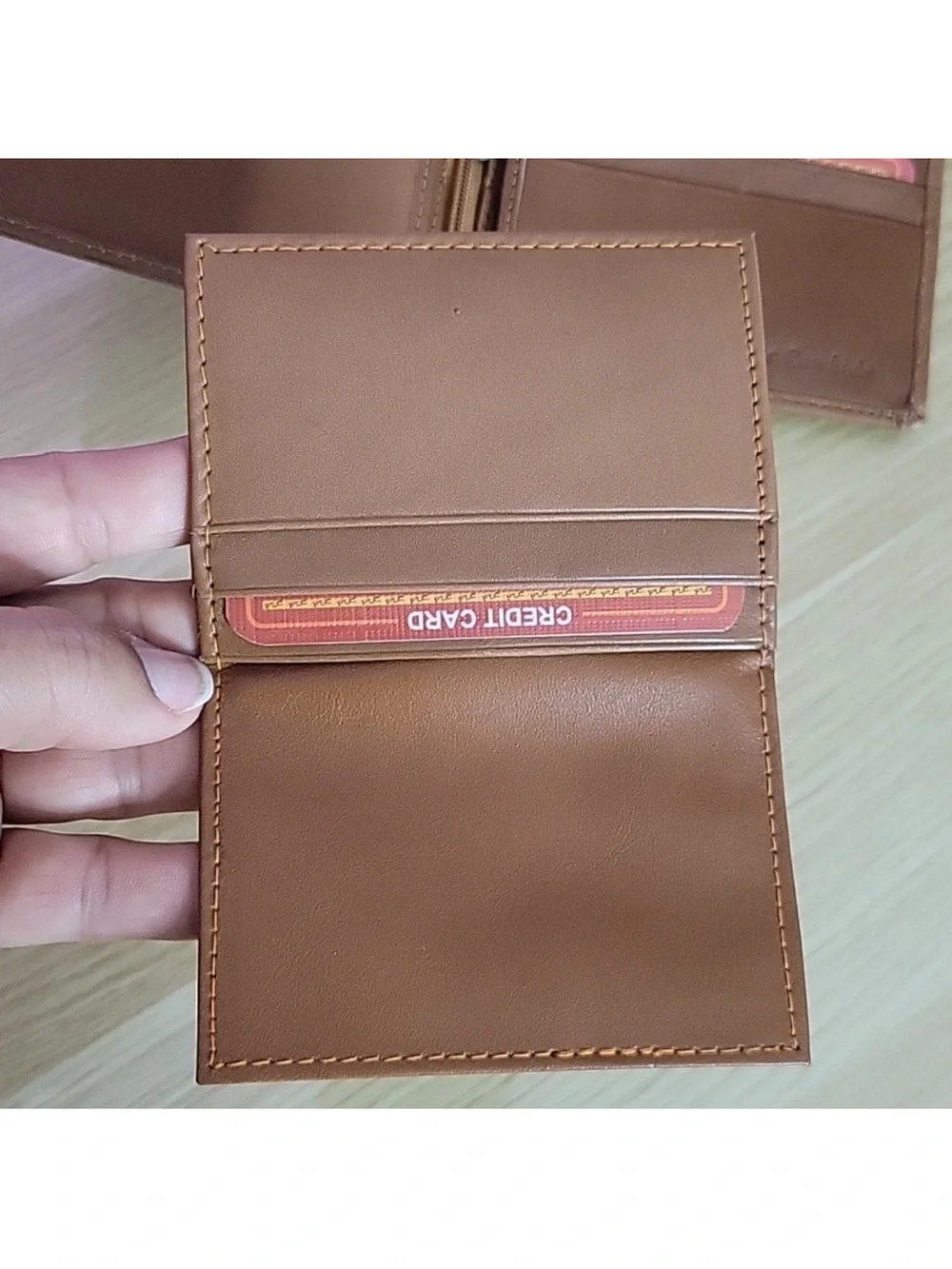 Men's Slim Bifold Wallet in Brown Leather 😎🤓
